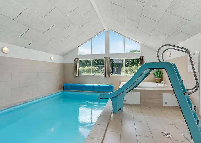 7 Bedroom Cozy In Sydals Sonderby (Sonderjylland)