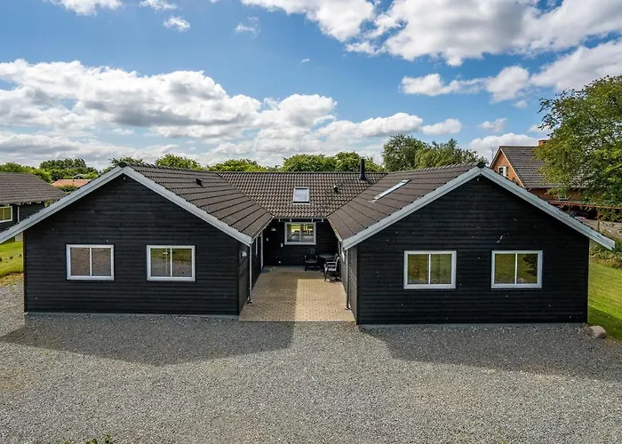 7 Bedroom Cozy In Sydals Casa de Férias *