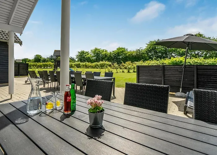 7 Bedroom Cozy In Sydals Sonderby (Sonderjylland)